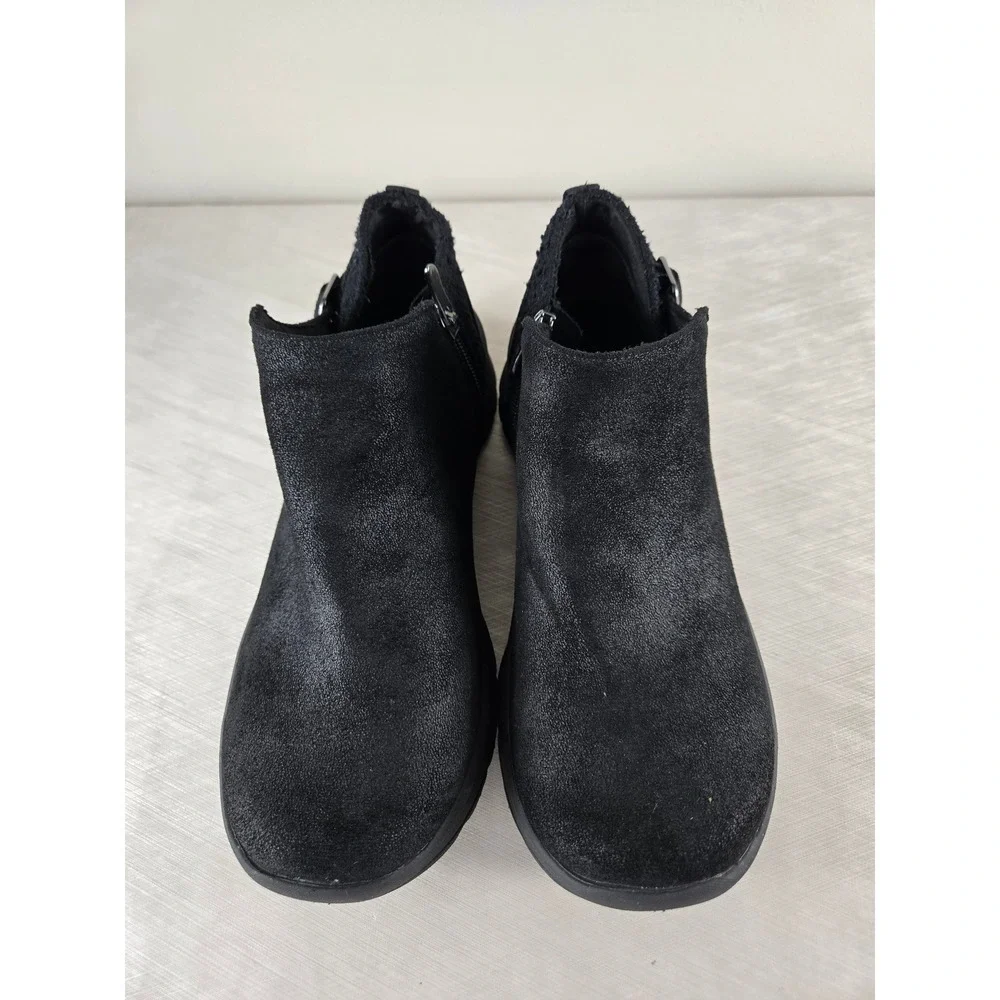 Bzees Womens Black Metallic Fabric Ankle Booties Machine Washable Comfort 8.5M